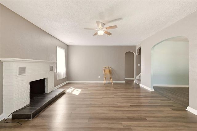 7203 E 102nd Street, Kansas City, MO 64134