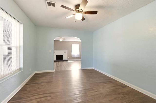 7203 E 102nd Street, Kansas City, MO 64134