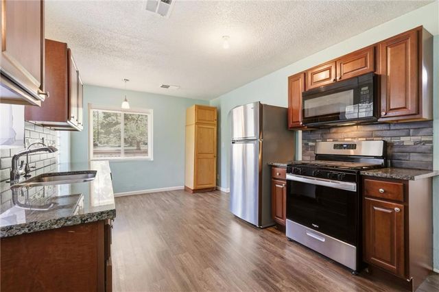 7203 E 102nd Street, Kansas City, MO 64134