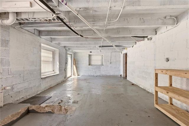 7203 E 102nd Street, Kansas City, MO 64134