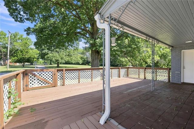7203 E 102nd Street, Kansas City, MO 64134