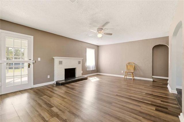 7203 E 102nd Street, Kansas City, MO 64134