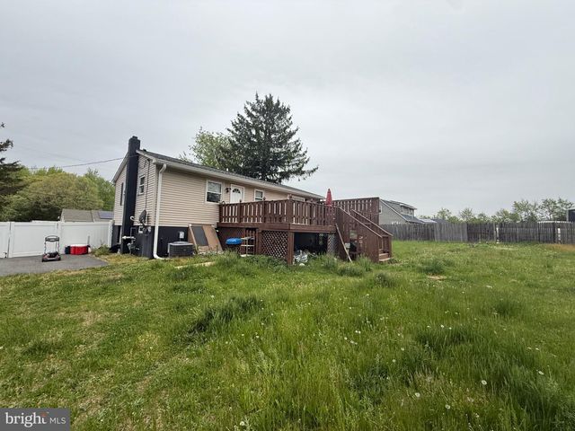35 LONGVIEW DR, Bridgeton, NJ 08302