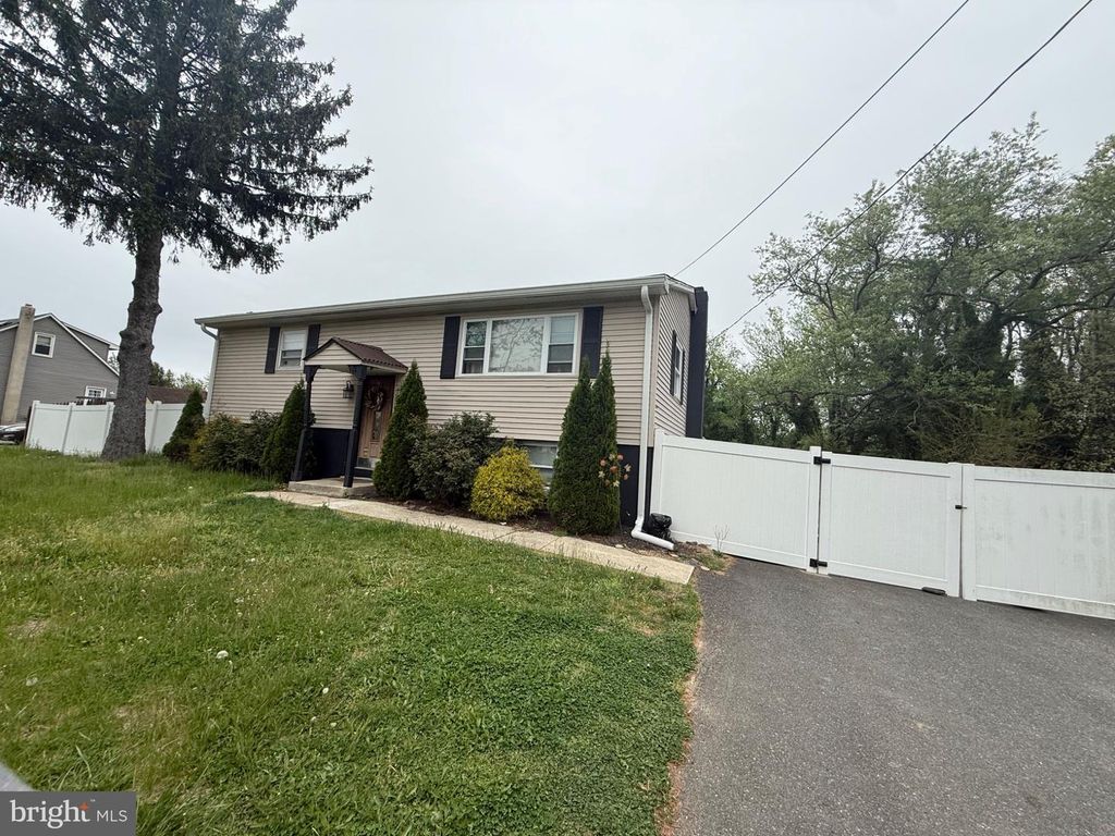 35 LONGVIEW DR, Bridgeton, NJ 08302