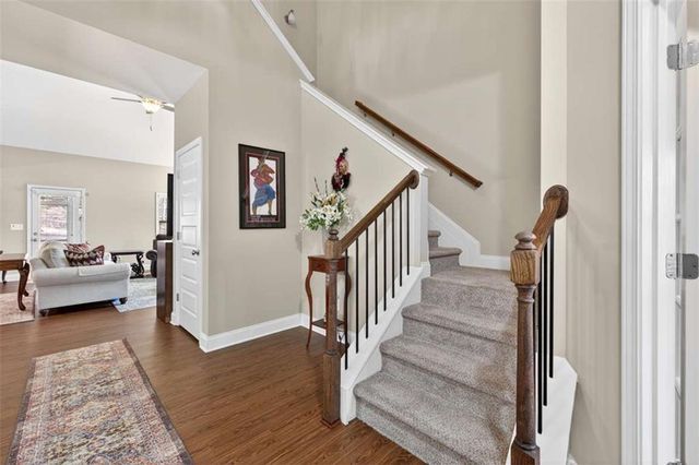 282 White Trillium Drive, Hoschton, GA 30548