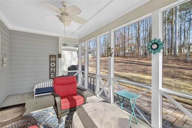 282 White Trillium Drive, Hoschton, GA 30548