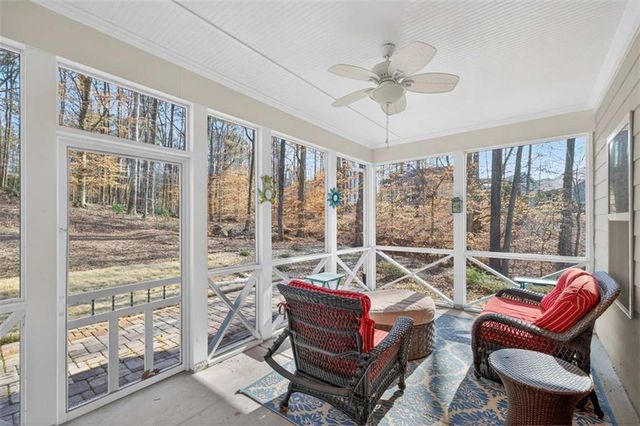 282 White Trillium Drive, Hoschton, GA 30548