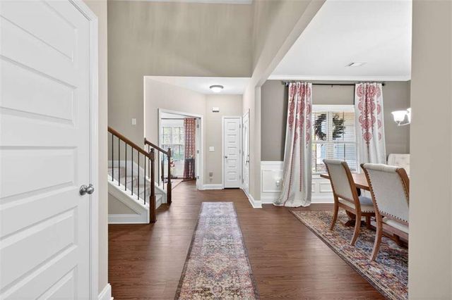 282 White Trillium Drive, Hoschton, GA 30548