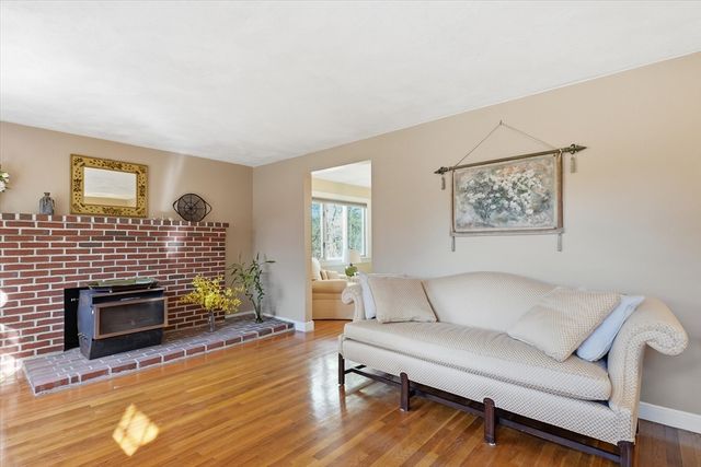 14 Samos, Andover, MA 01810