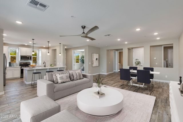 5100 E RANCHO PALOMA Drive 1025, Cave Creek, AZ 85331