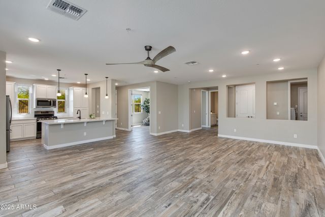 5100 E RANCHO PALOMA Drive 1025, Cave Creek, AZ 85331