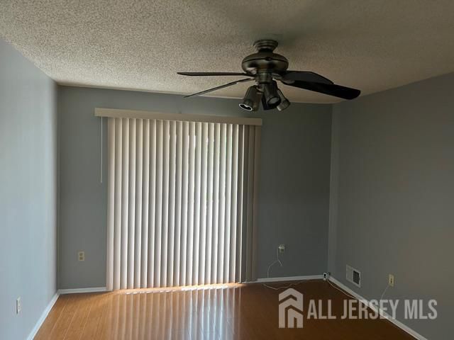 102 albury Way, North Brunswick, NJ 08902