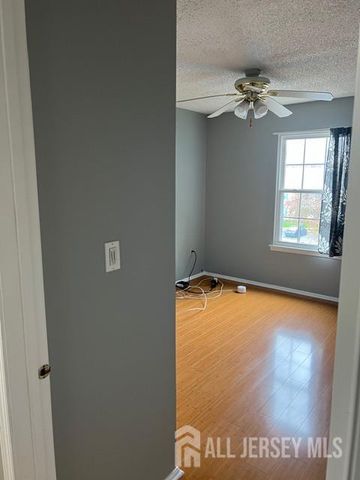 102 albury Way, North Brunswick, NJ 08902