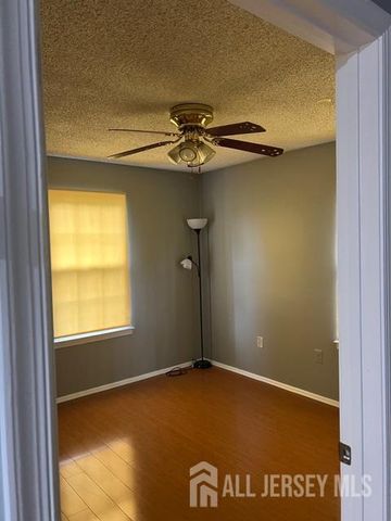 102 albury Way, North Brunswick, NJ 08902