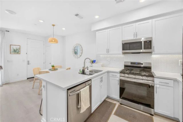 1346 Coriander Court, Upland, CA 91786