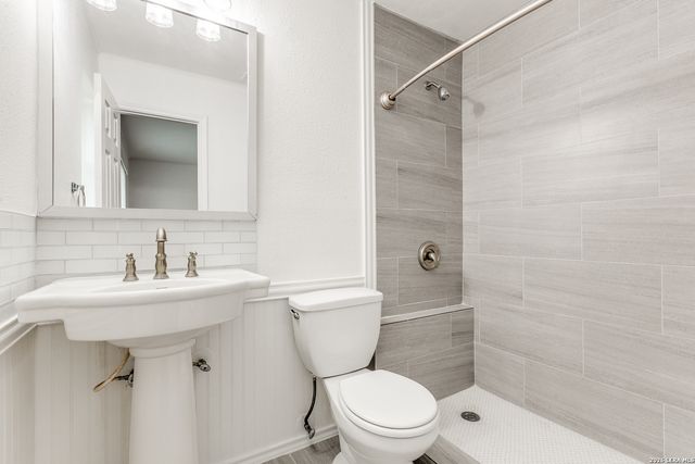 7206 lansbury, San Antonio, TX 78250