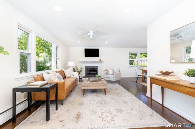 24 Haynes Road, West Hartford, CT 06117