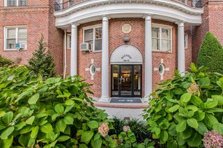 110-55 72 601, Forest Hills, NY 11375