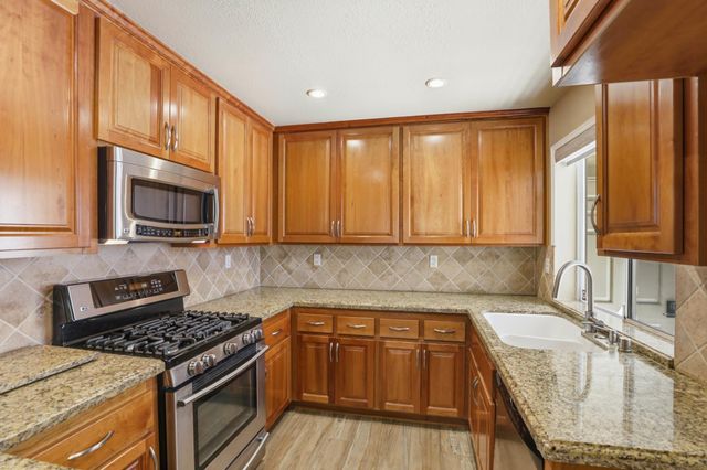 4825 Brittney Lee Ct, Sacramento, CA 95841