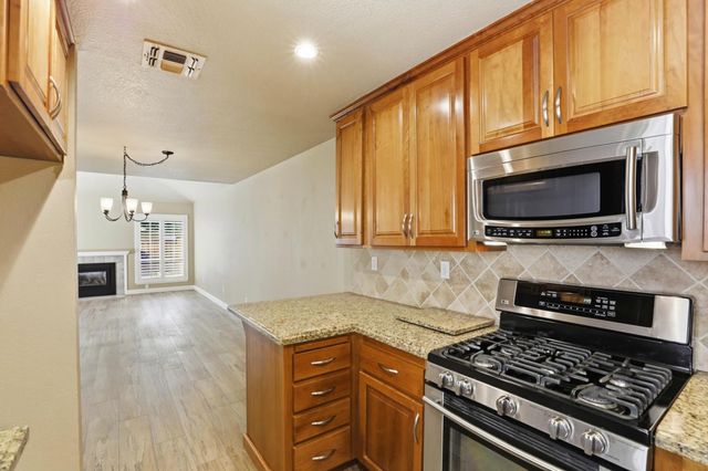 4825 Brittney Lee Ct, Sacramento, CA 95841