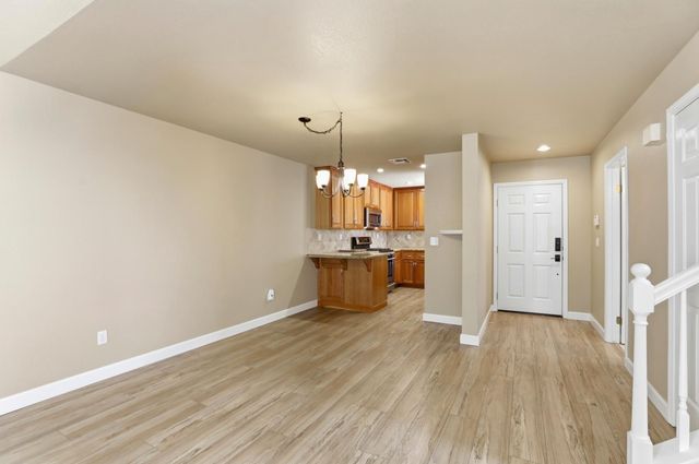 4825 Brittney Lee Ct, Sacramento, CA 95841