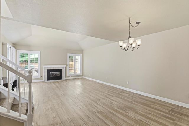 4825 Brittney Lee Ct, Sacramento, CA 95841