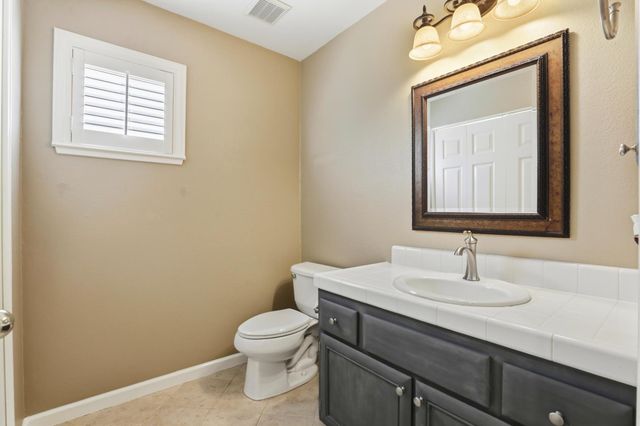 4825 Brittney Lee Ct, Sacramento, CA 95841