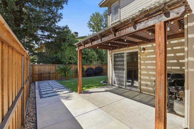 4825 Brittney Lee Ct, Sacramento, CA 95841