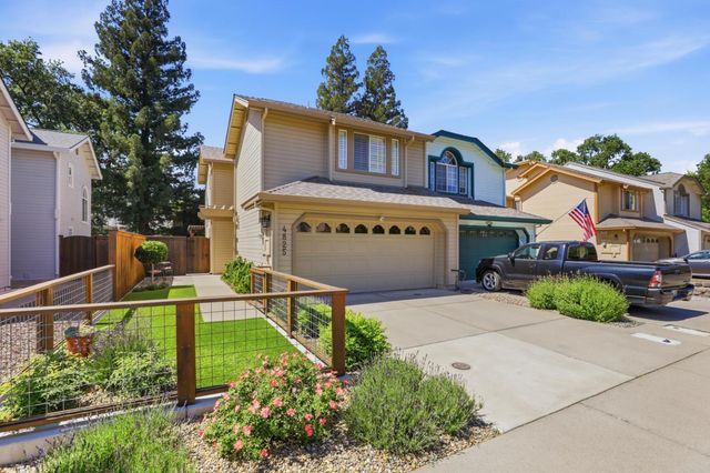4825 Brittney Lee Ct, Sacramento, CA 95841