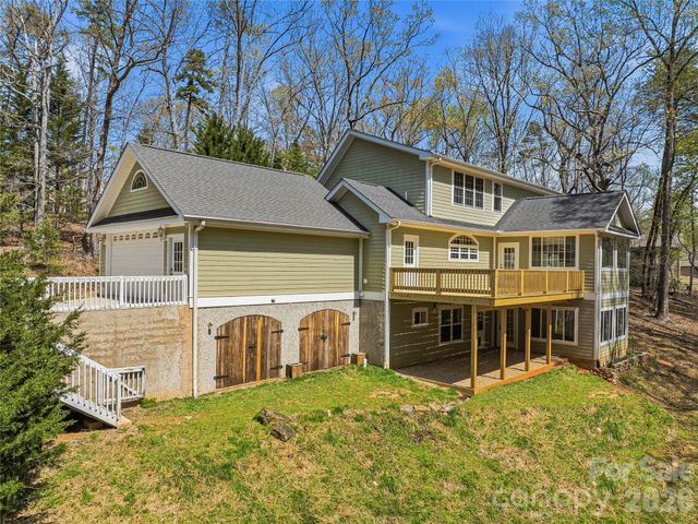 196 Blackbird Lane, Tryon, NC 28782