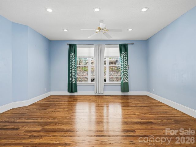 196 Blackbird Lane, Tryon, NC 28782