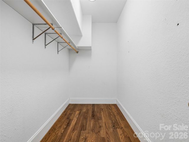 196 Blackbird Lane, Tryon, NC 28782
