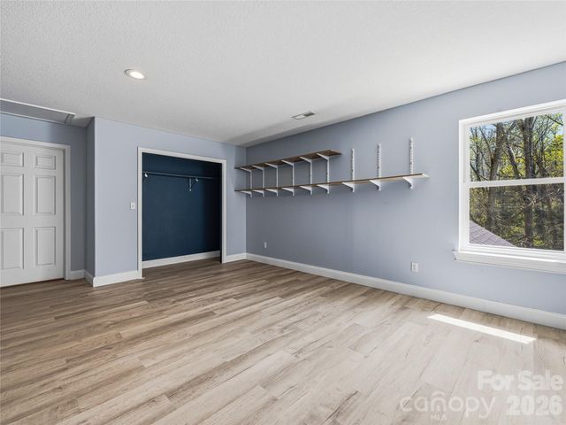 196 Blackbird Lane, Tryon, NC 28782