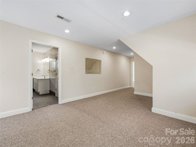 196 Blackbird Lane, Tryon, NC 28782