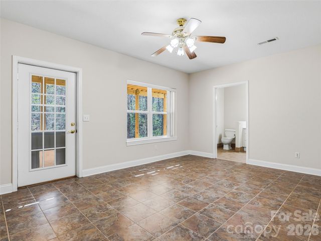 196 Blackbird Lane, Tryon, NC 28782