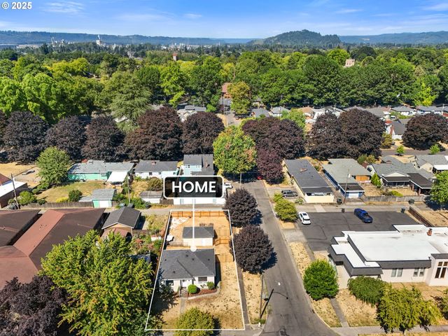835 20TH Ave, Longview, WA 98632