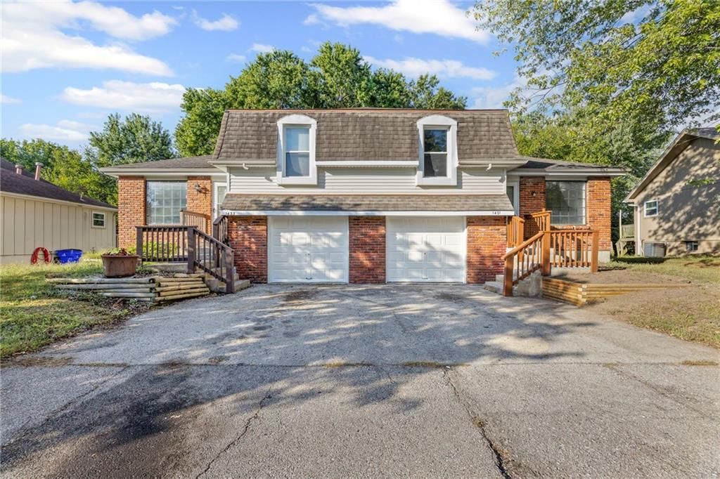 1431-33 E Penrose Lane, Olathe, KS 66062