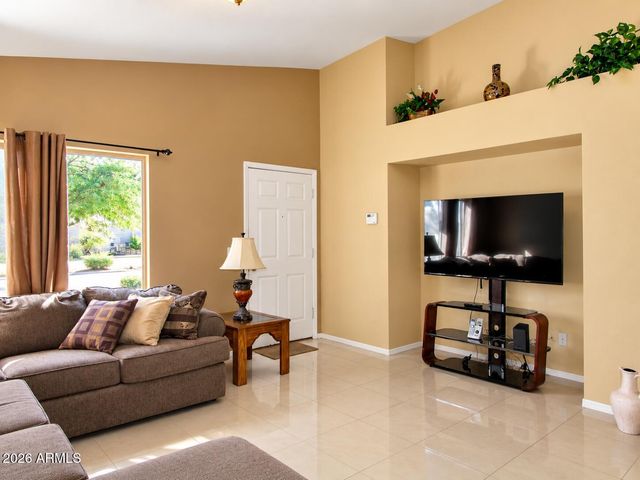 4642 N 84TH Lane, Phoenix, AZ 85037