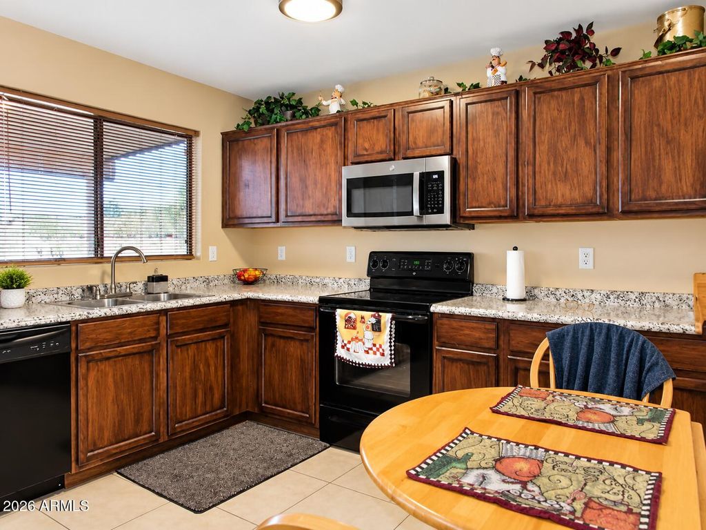 4642 N 84TH Lane, Phoenix, AZ 85037 — photo 4
