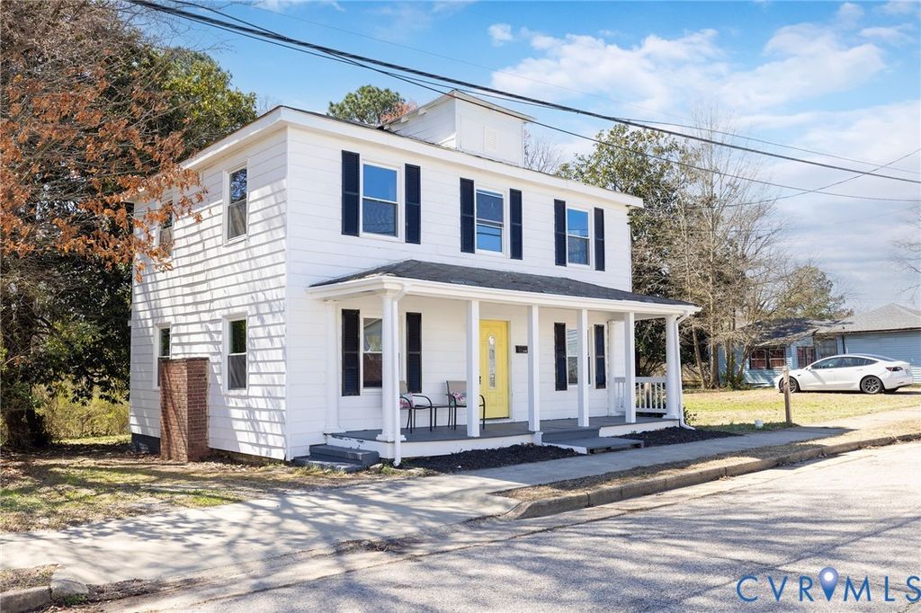 1128 Palm St, Hopewell, VA 23860