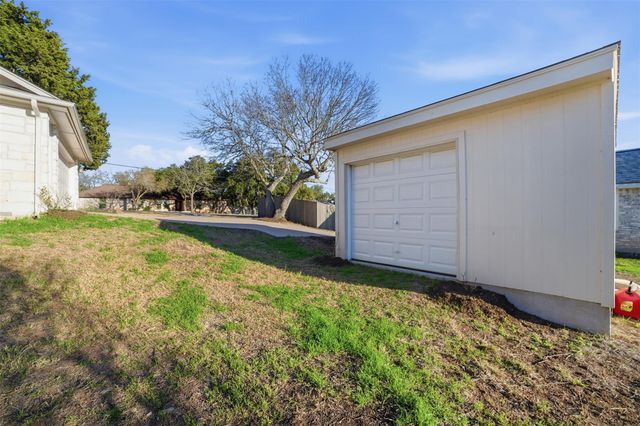 814 Texas TRL, Austin, TX 78737