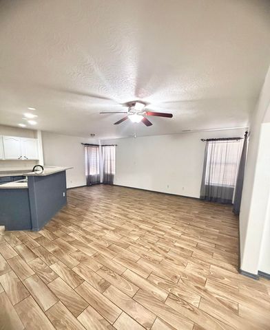 10831 Antler Tool Road SW, Albuquerque, NM 87121