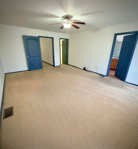 10831 Antler Tool Road SW, Albuquerque, NM 87121