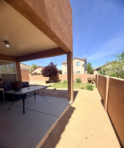 10831 Antler Tool Road SW, Albuquerque, NM 87121
