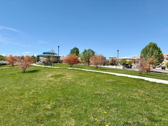 10831 Antler Tool Road SW, Albuquerque, NM 87121