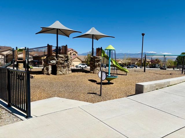 10831 Antler Tool Road SW, Albuquerque, NM 87121