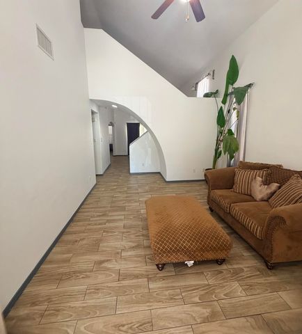 10831 Antler Tool Road SW, Albuquerque, NM 87121