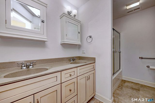 44 Randolph Farm Road, Milford, CT 06461