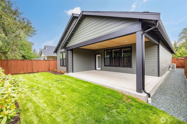 872 Prospector Place, Sedro Woolley, WA 98284