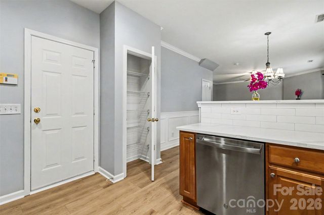 17507 Westmill Lane, Charlotte, NC 28277